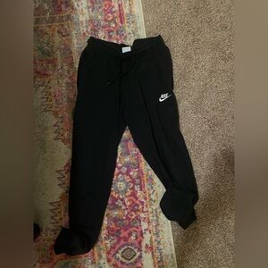 Nike | women black joggers